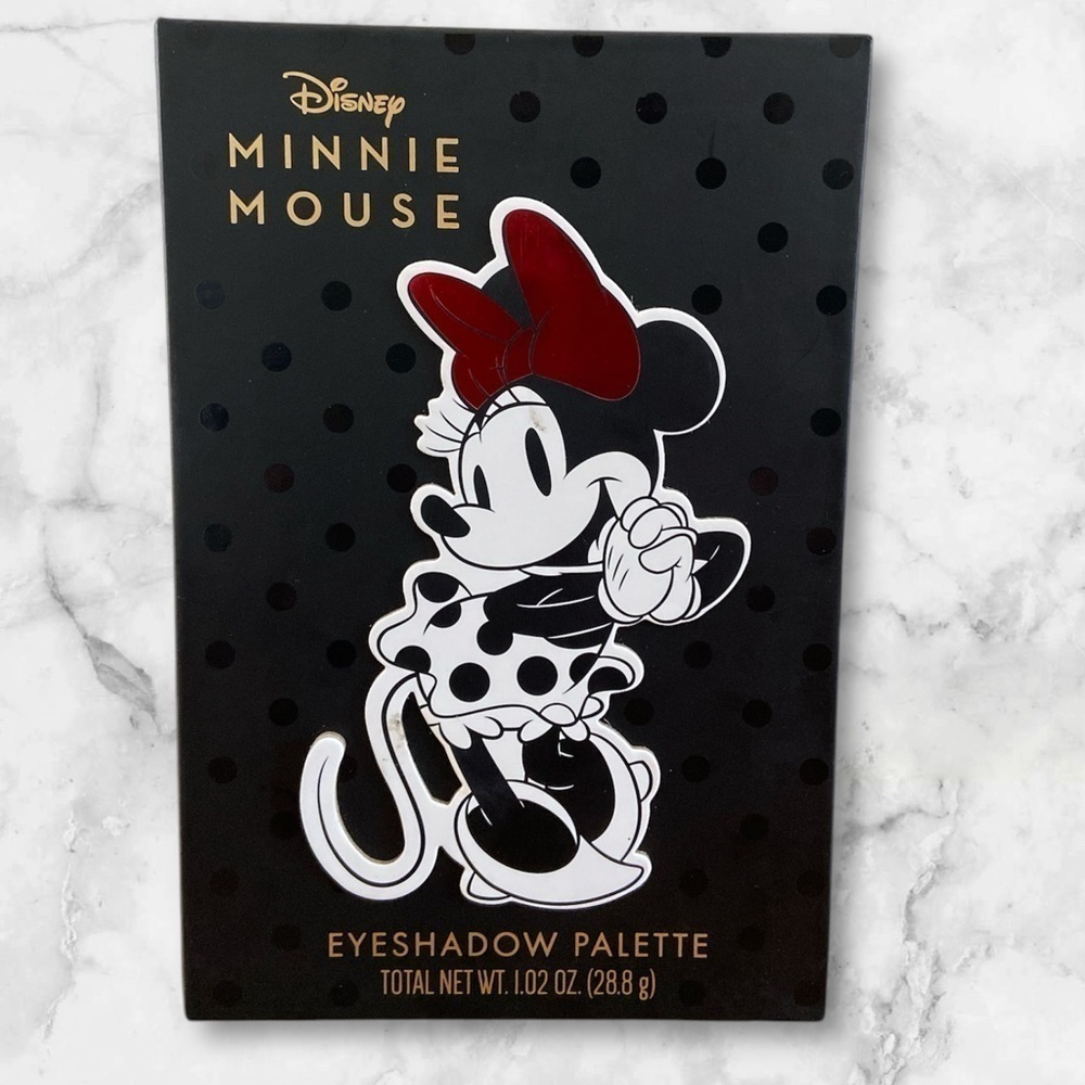 NEW Disney Minnie Mouse 12 pan Eyeshadow Mirror Palette Disneyland Princess